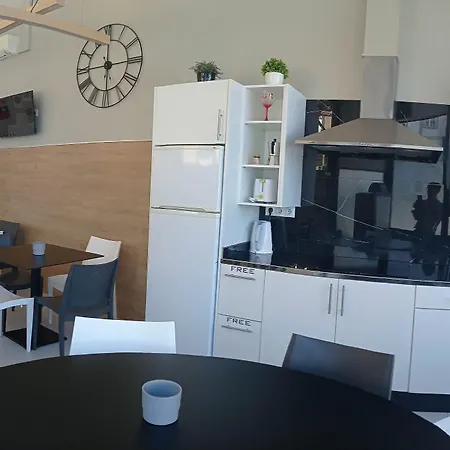 אכסניה Turistico La Credencial סנטיאגו דה קומפוסטלה